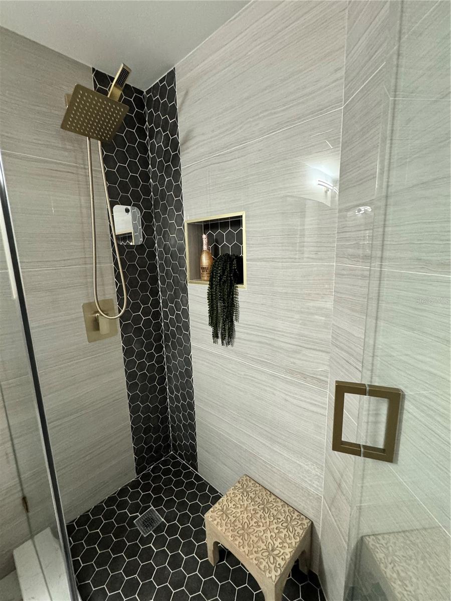 10114 BRIARWICK CT, TAMPA, FL — photo 27