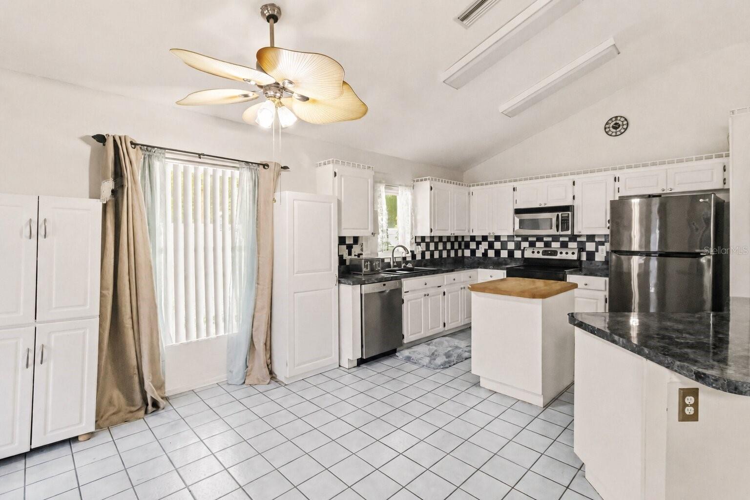 9714 STONE MOUNTAIN PL, TAMPA, FL — photo 6
