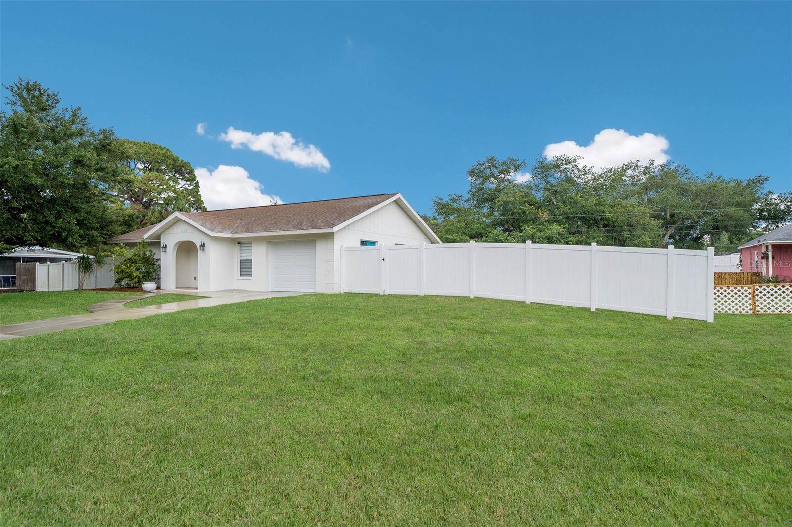 643 MOBILE RD, VENICE, FL — photo 3
