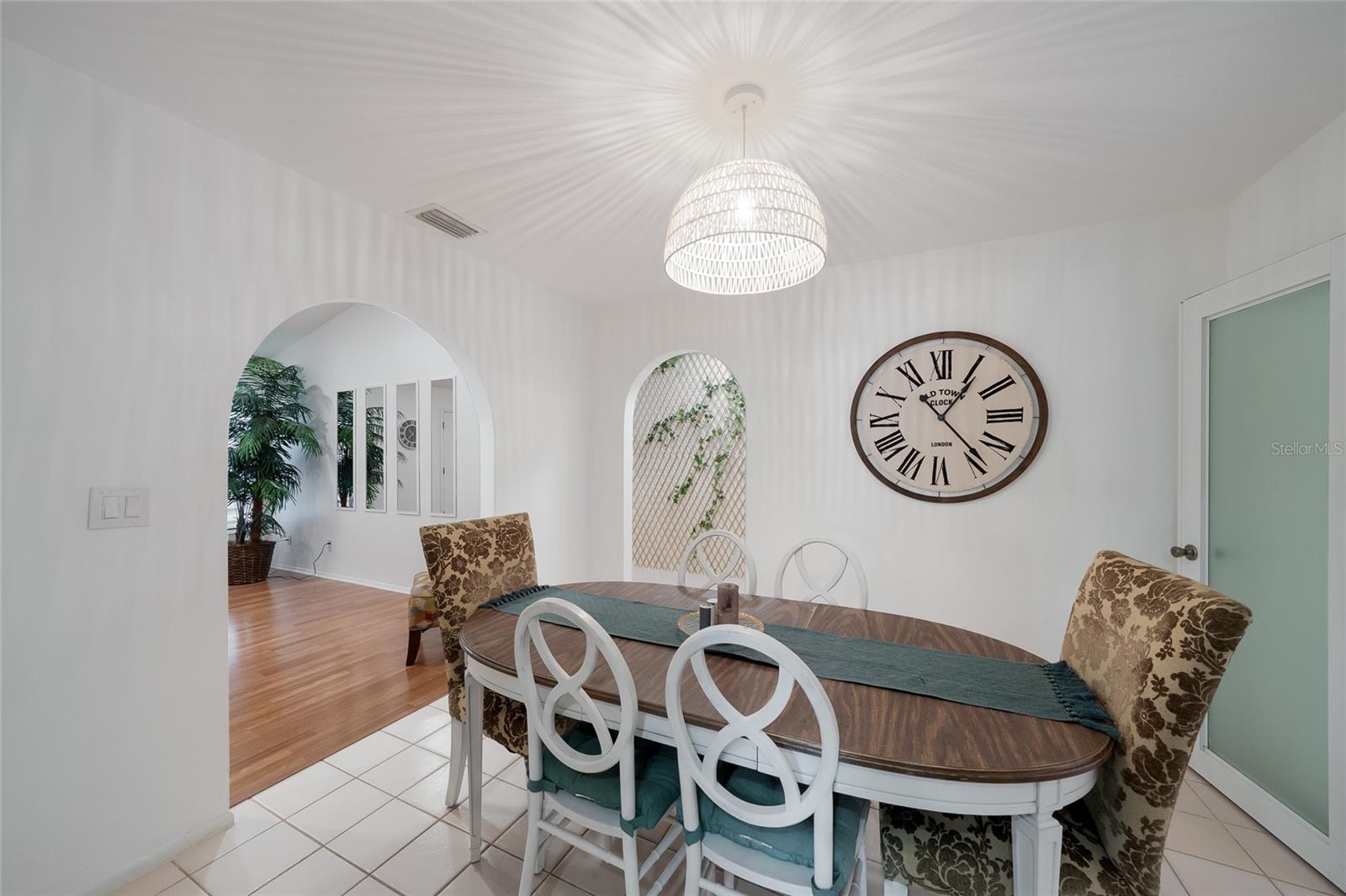 643 MOBILE RD, VENICE, FL — photo 9