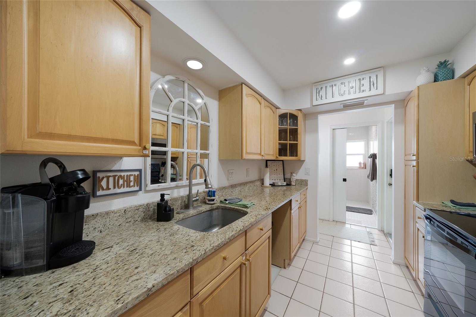 643 MOBILE RD, VENICE, FL — photo 12