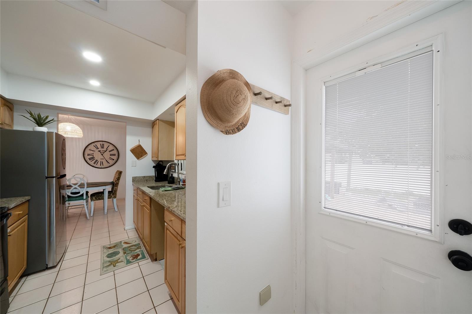 643 MOBILE RD, VENICE, FL — photo 14