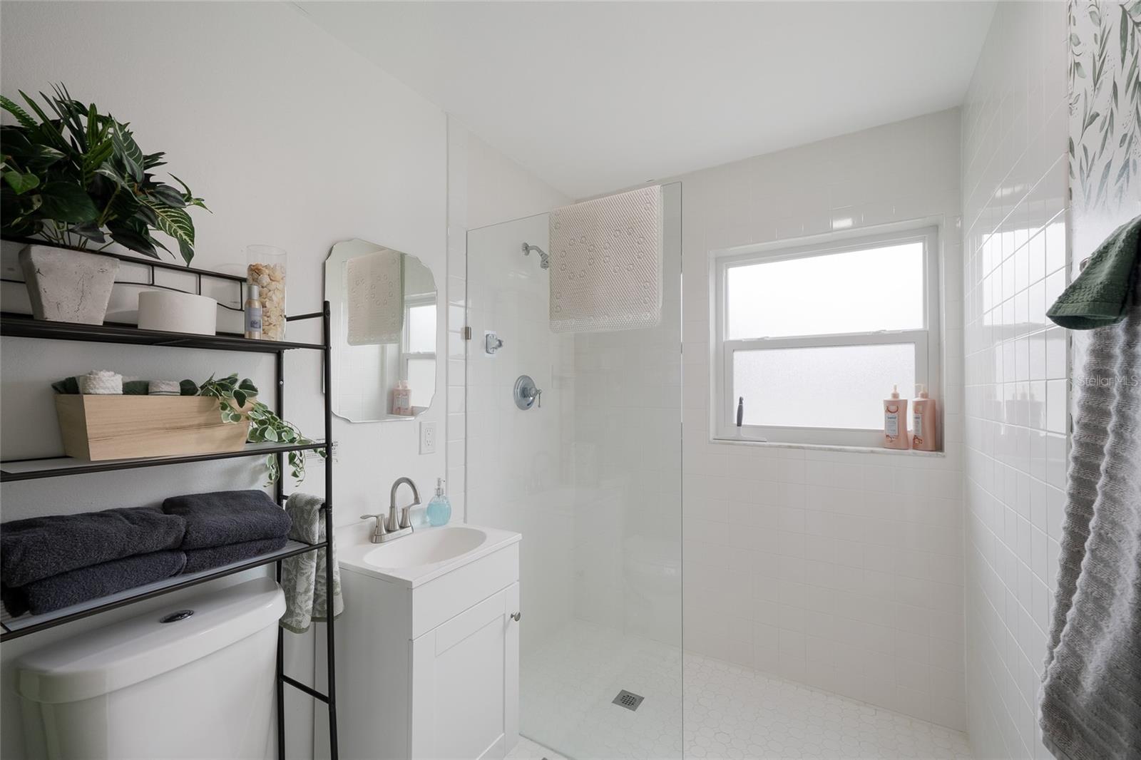 643 MOBILE RD, VENICE, FL — photo 17