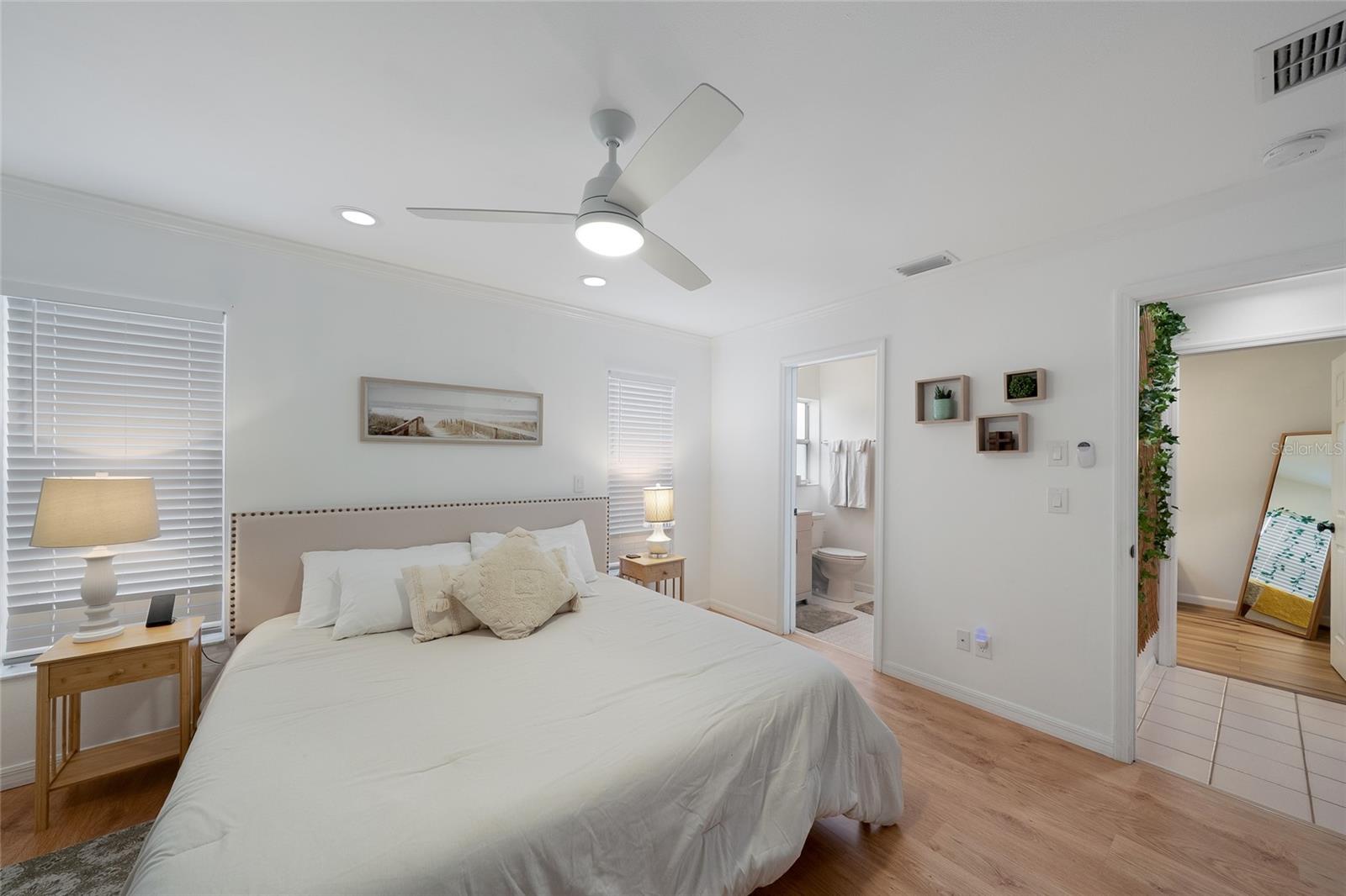 643 MOBILE RD, VENICE, FL — photo 21