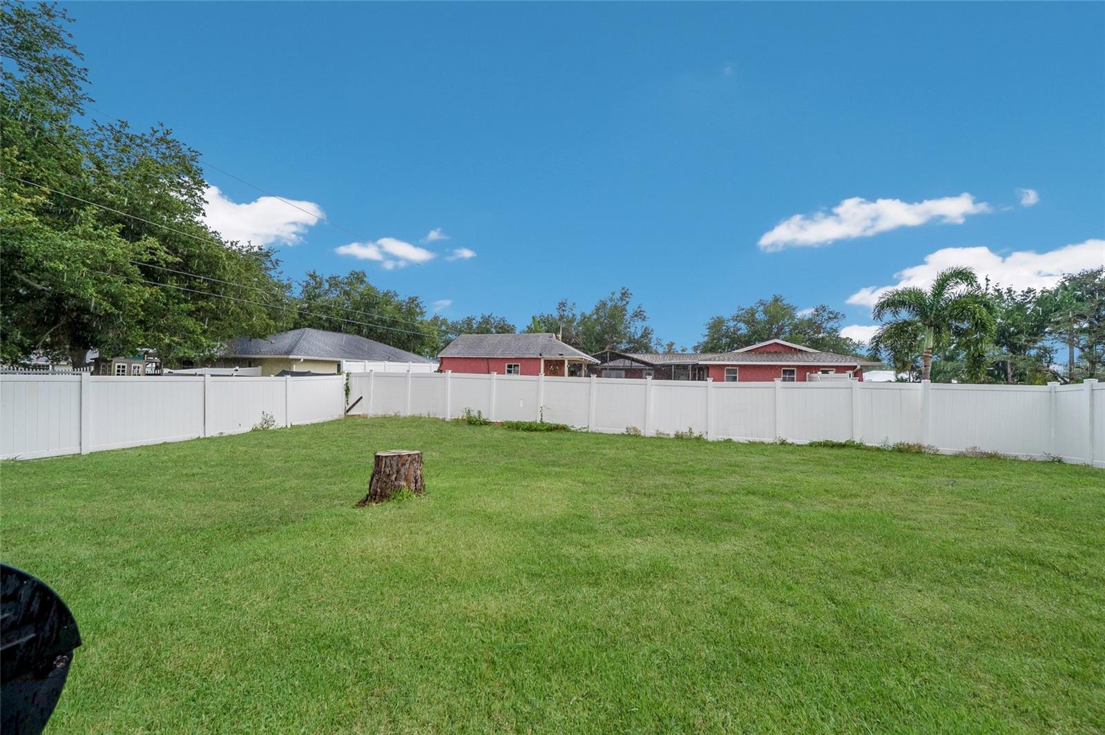 643 MOBILE RD, VENICE, FL — photo 27