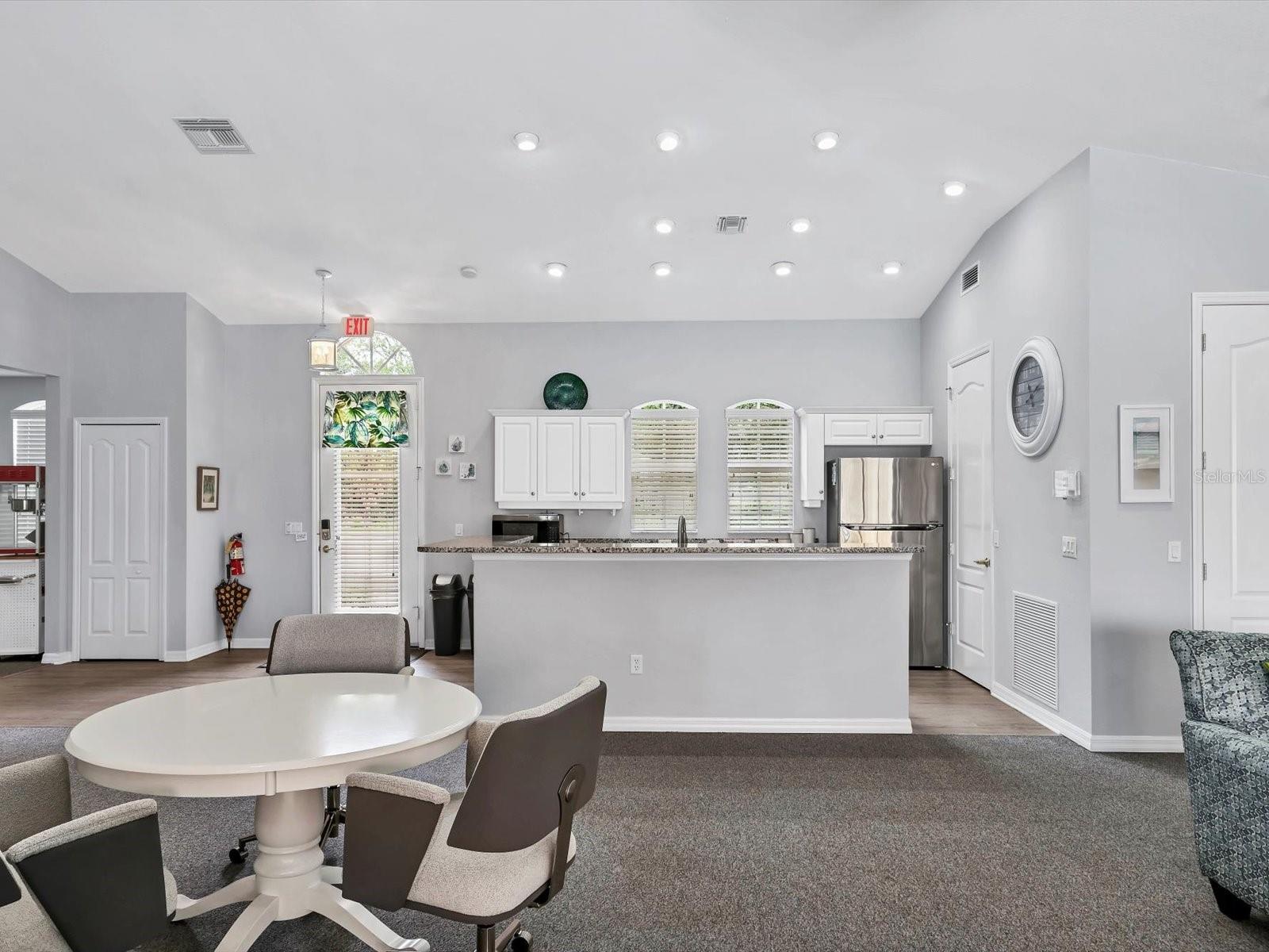 150 L PAVIA BLVD #13, VENICE, FL — photo 27