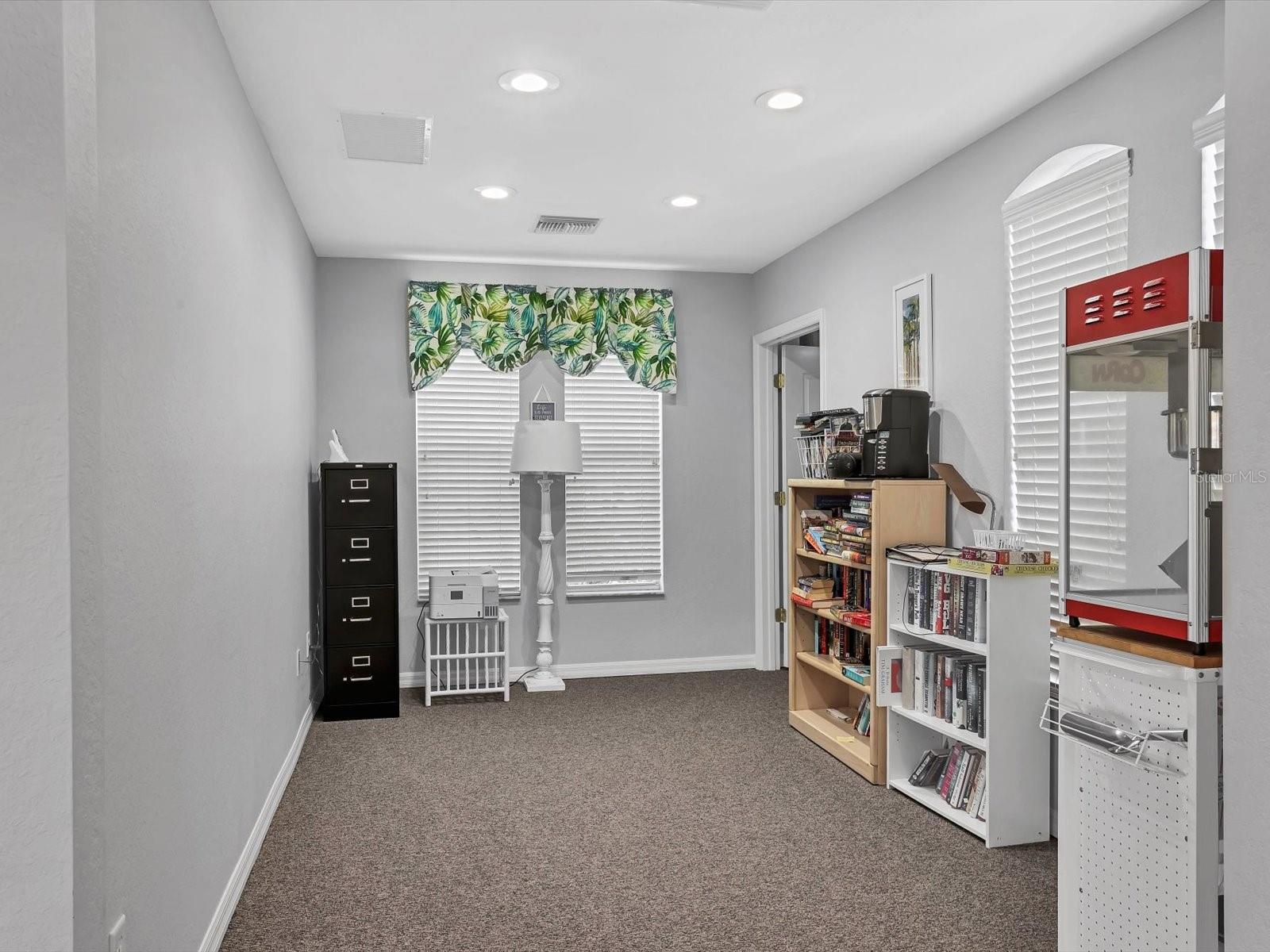 150 L PAVIA BLVD #13, VENICE, FL — photo 29