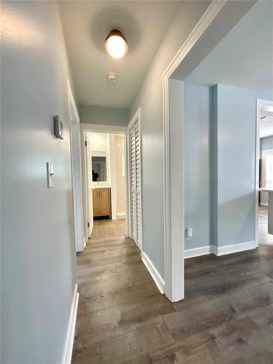 1844 AUBURN ST S, ST PETERSBURG, FL — photo 9