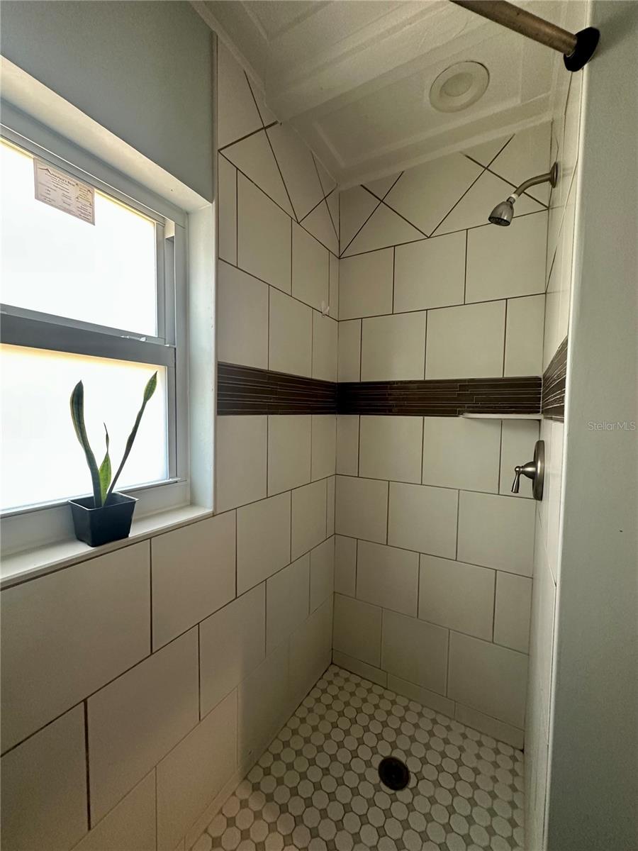 1844 AUBURN ST S, ST PETERSBURG, FL — photo 31