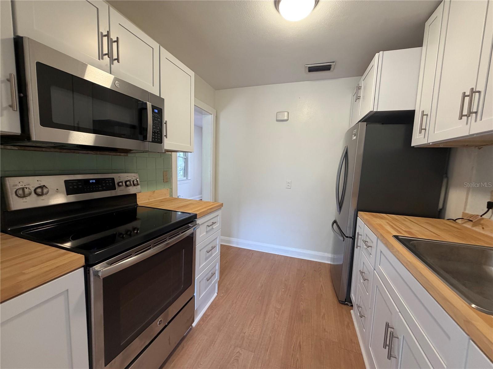 3815 W DE LEON ST, TAMPA, FL — photo 3
