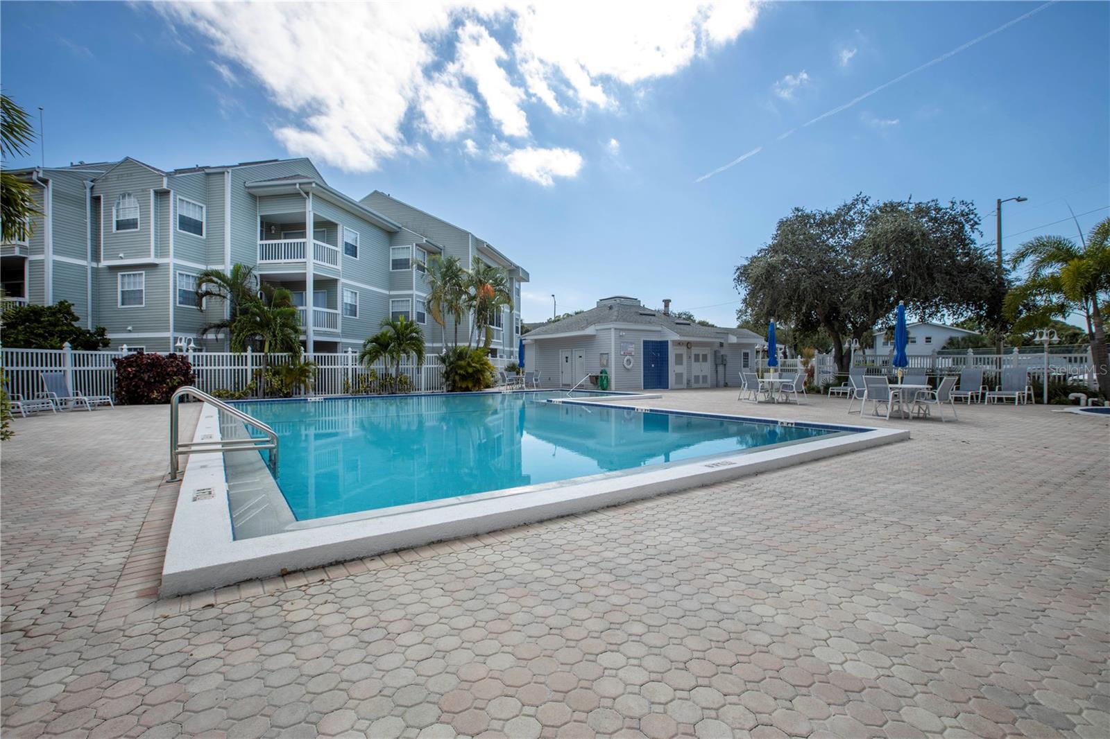 6826 STONES THROW CIR N #11108, ST PETERSBURG, FL — photo 12