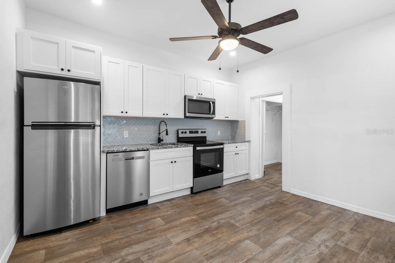 1305 E 17TH AVE, TAMPA, FL — photo 28