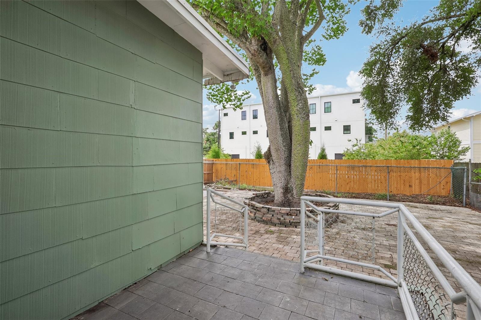 1305 E 17TH AVE, TAMPA, FL — photo 41