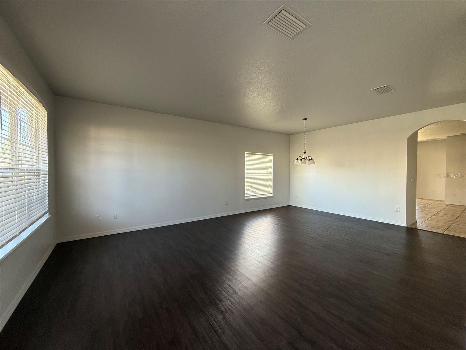 368 CONCH KEY WAY, SANFORD, FL — photo 3