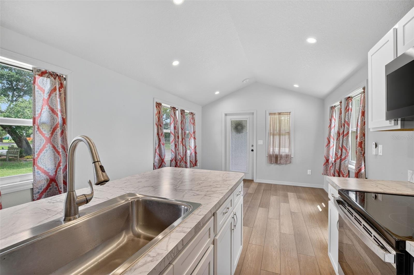 226 FLAMINGO DR, COCOA, FL — photo 10