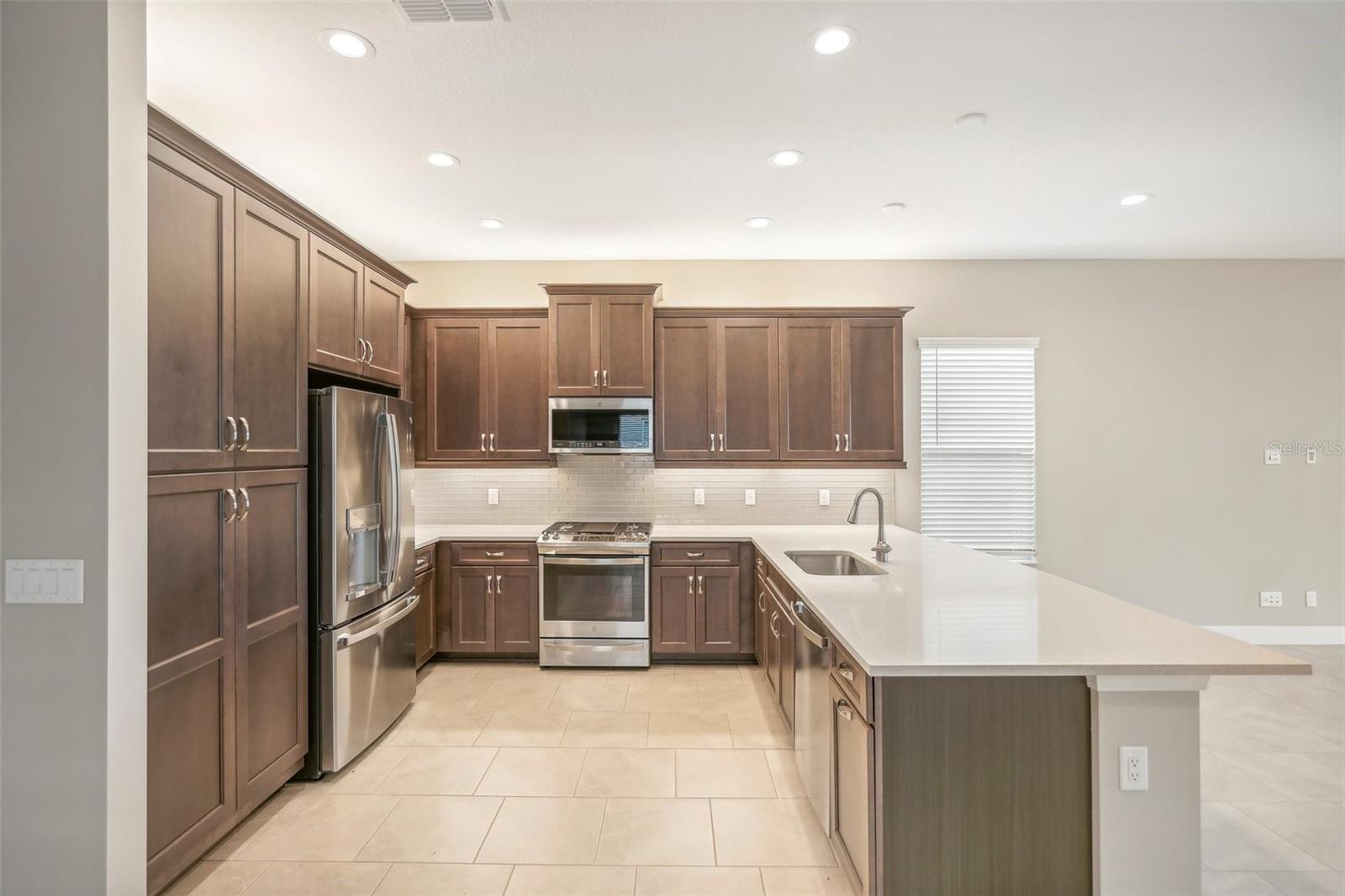 4838 SEVILLA SHORES DR, WIMAUMA, FL — photo 12