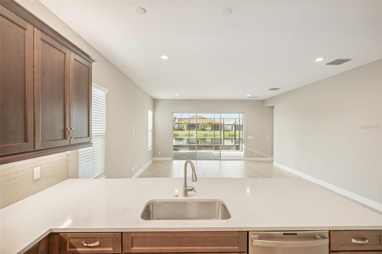 4838 SEVILLA SHORES DR, WIMAUMA, FL — photo 13