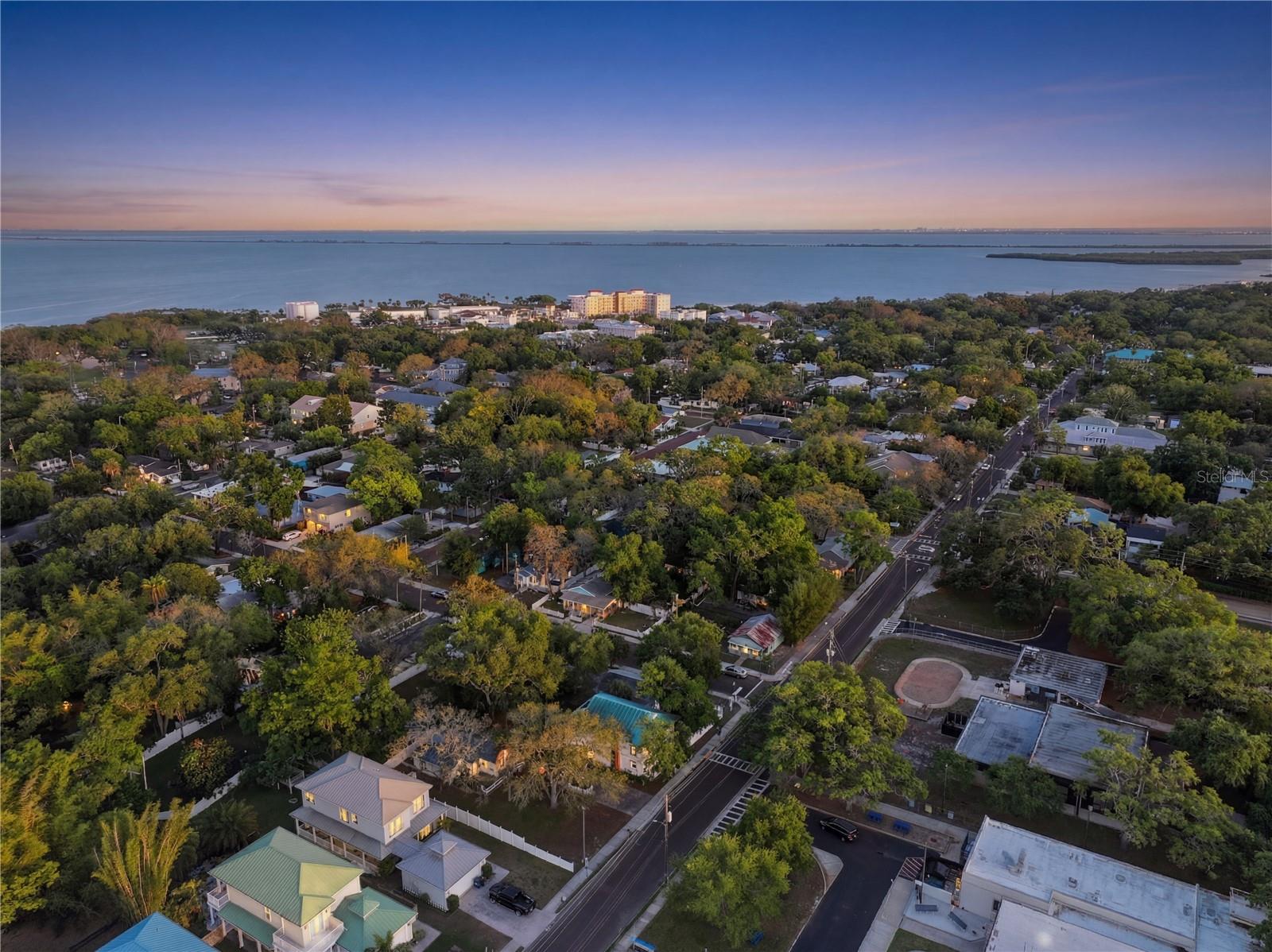 526 5TH AVE N, SAFETY HARBOR, FL — photo 27