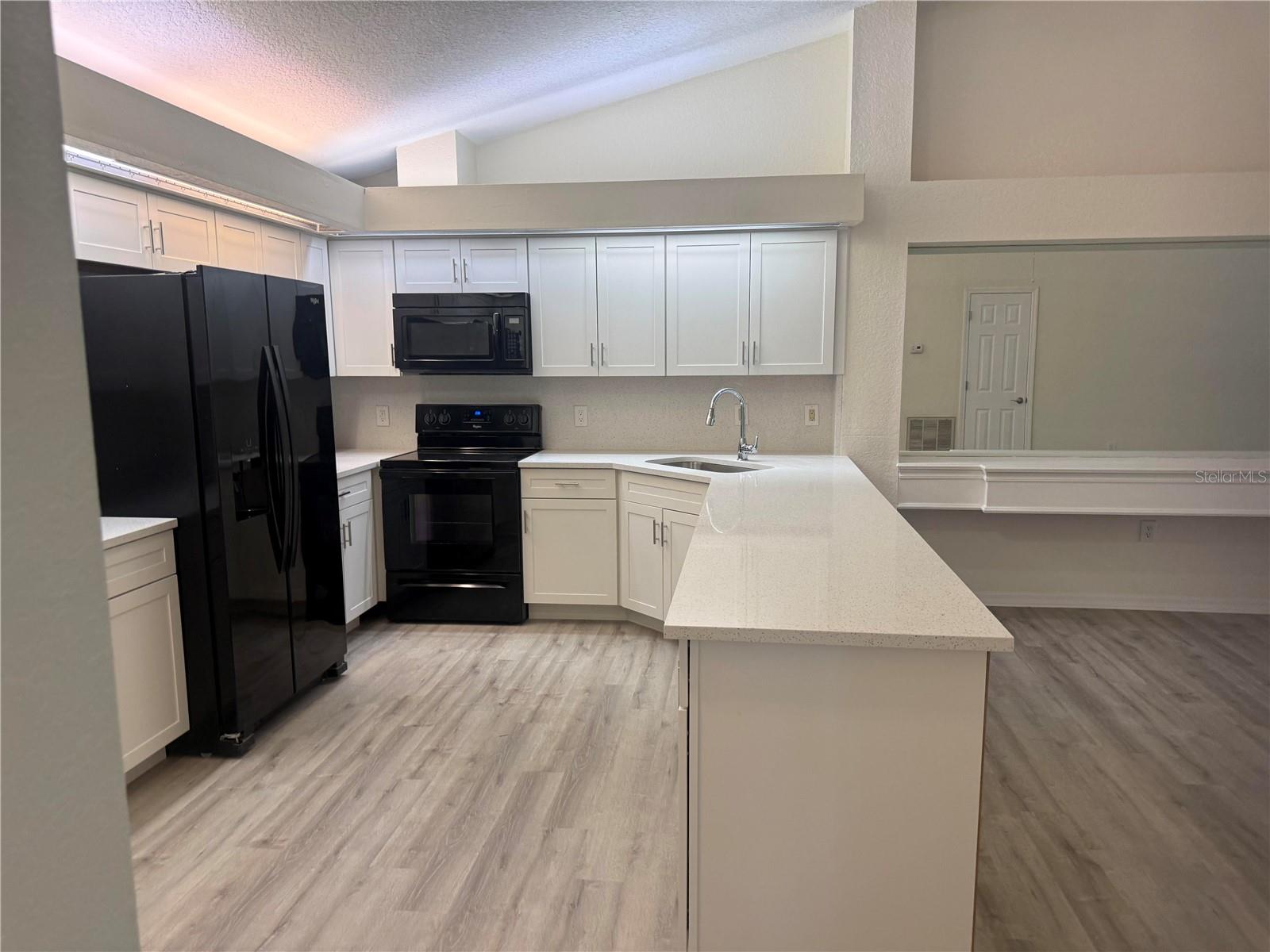 9443 BURNAM DR, WEEKI WACHEE, FL — photo 4
