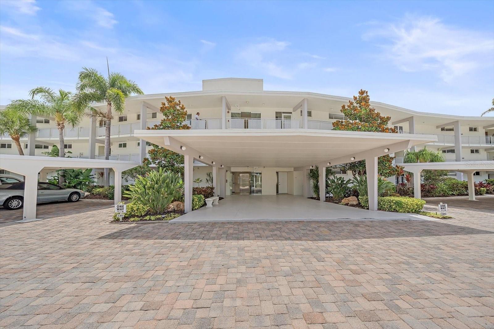 100 SANDS POINT RD #303, LONGBOAT KEY, FL — photo 3