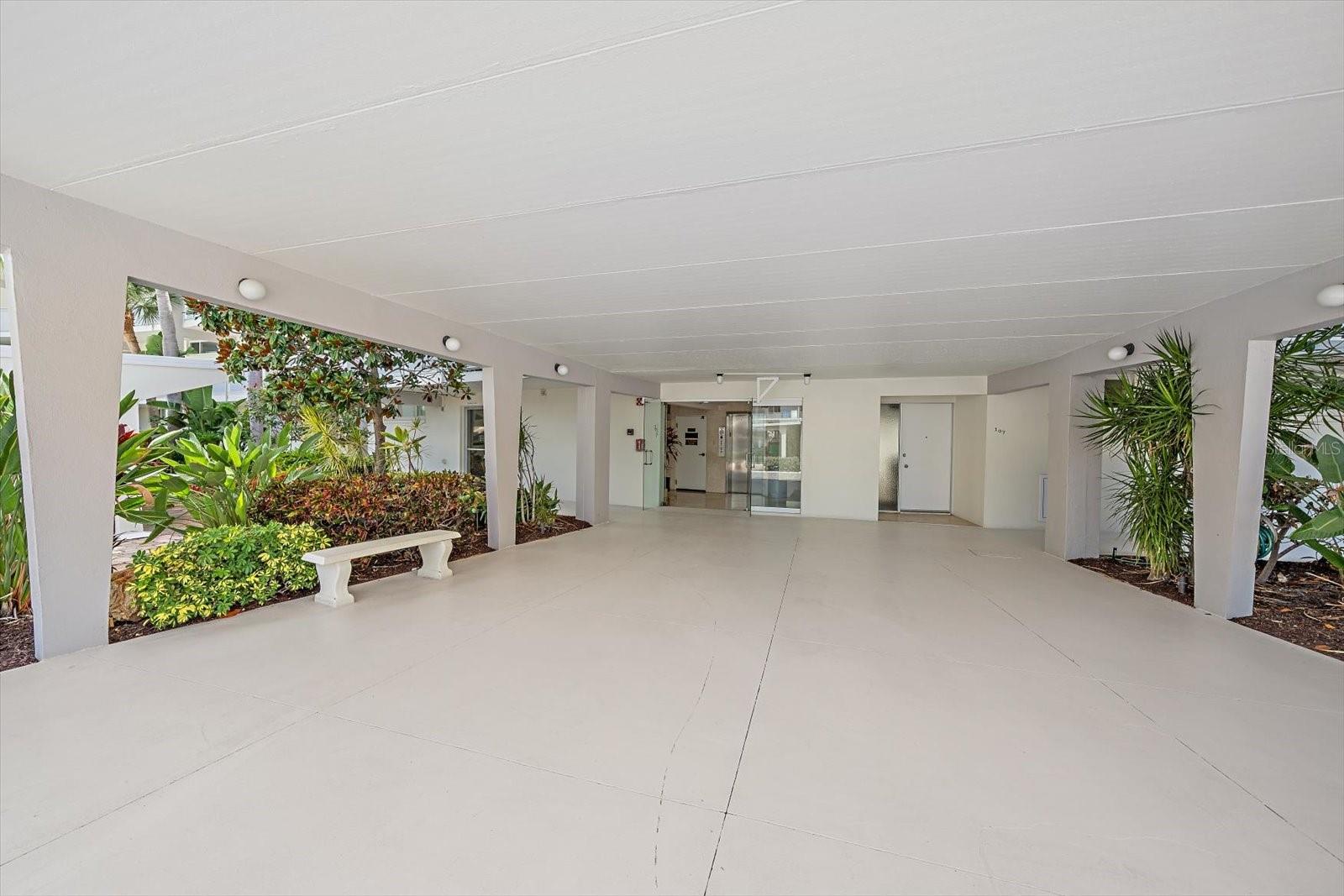 100 SANDS POINT RD #303, LONGBOAT KEY, FL — photo 4