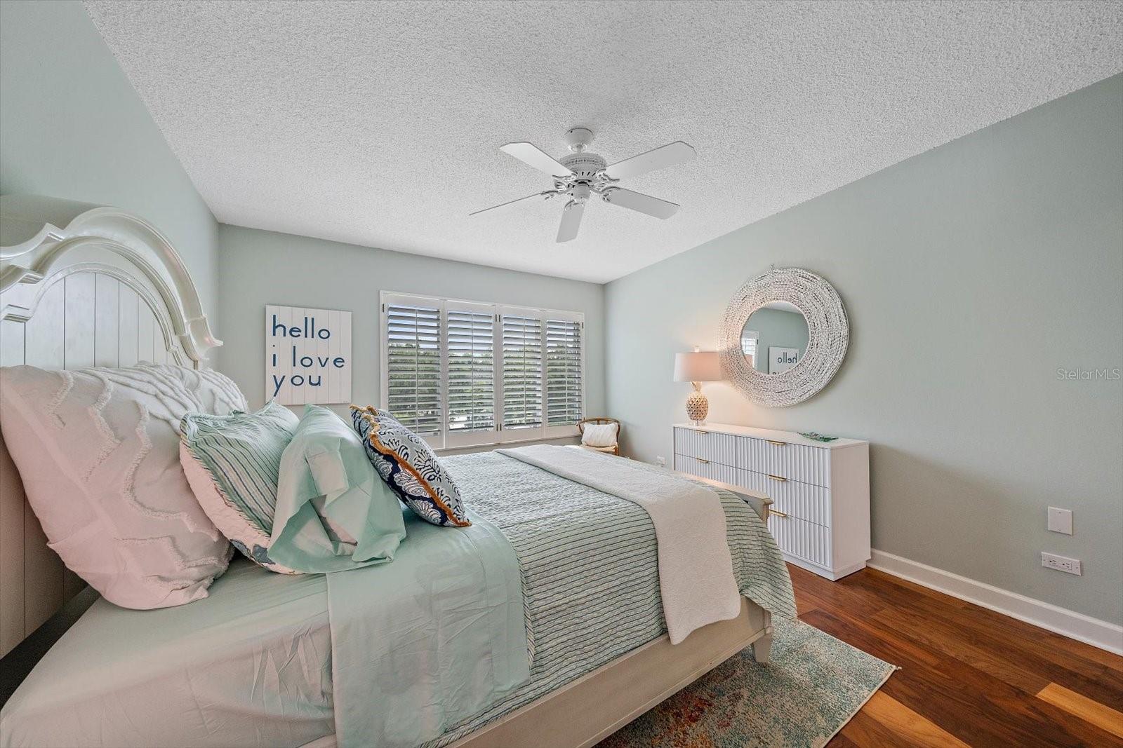 100 SANDS POINT RD #303, LONGBOAT KEY, FL — photo 31