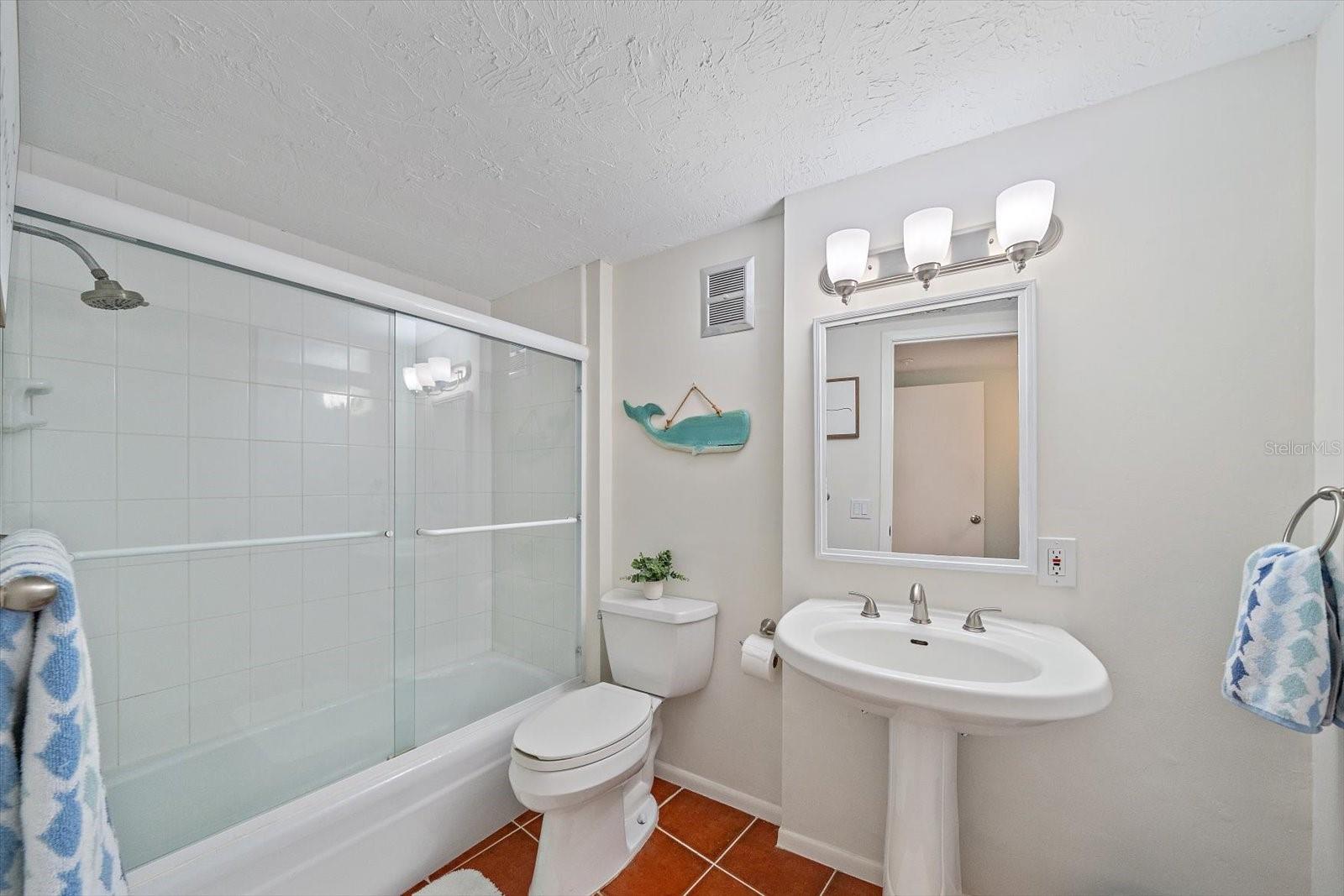 100 SANDS POINT RD #303, LONGBOAT KEY, FL — photo 29