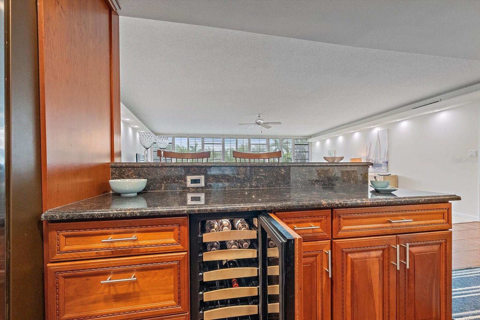 100 SANDS POINT RD #303, LONGBOAT KEY, FL — photo 12