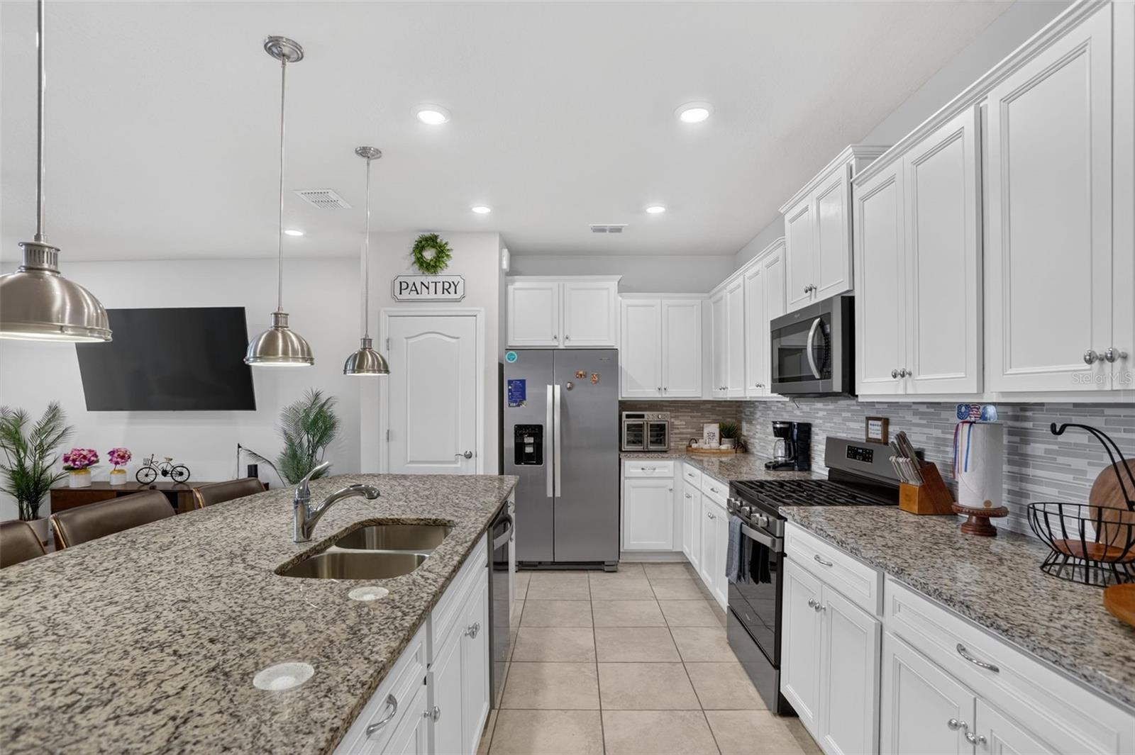 7573 OAK SPRING LN, DAVENPORT, FL — photo 9