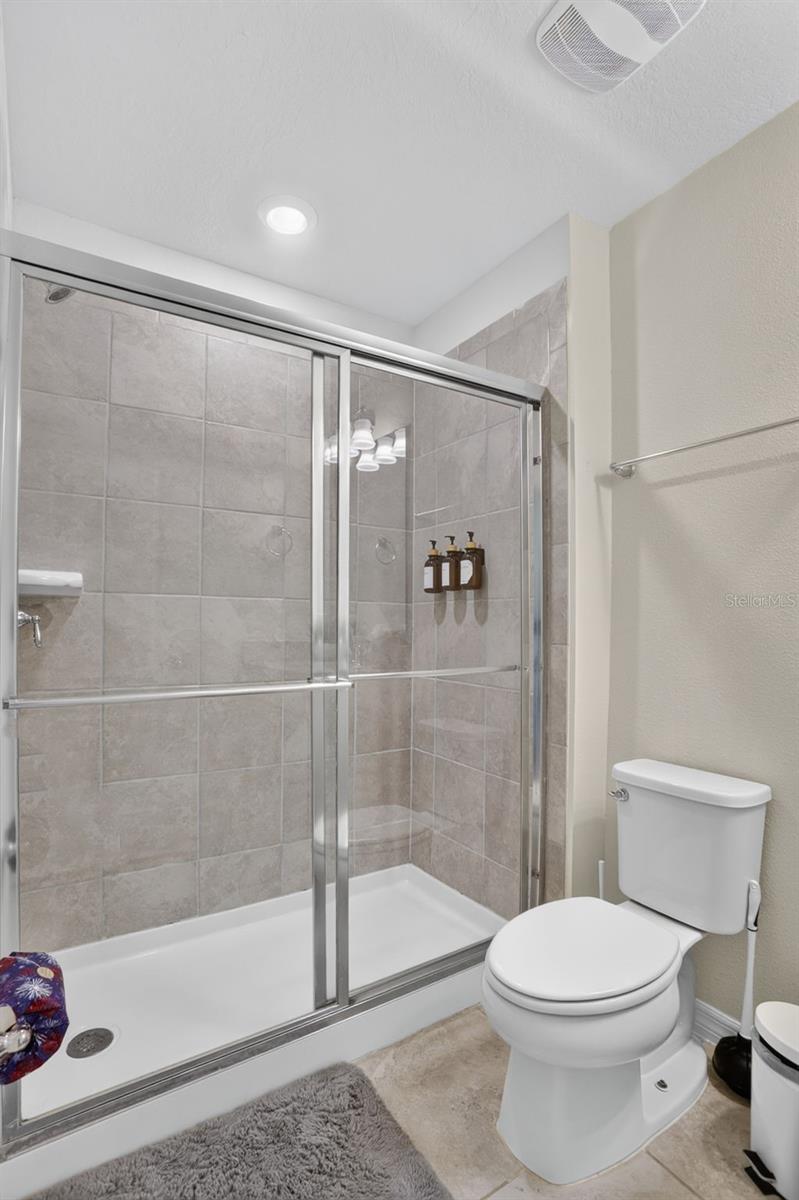 7573 OAK SPRING LN, DAVENPORT, FL — photo 37