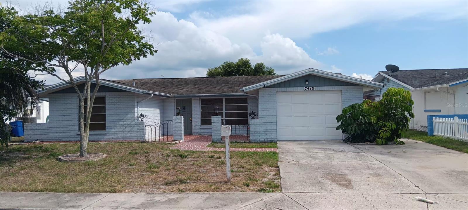 7410 MORAVIAN DR, PORT RICHEY, FL — photo 2