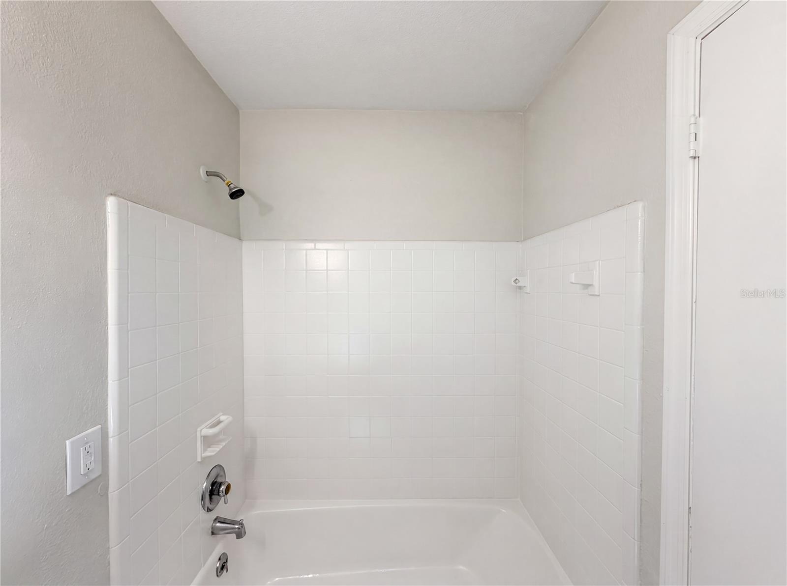333 E CHELSEA ST, DELAND, FL — photo 17