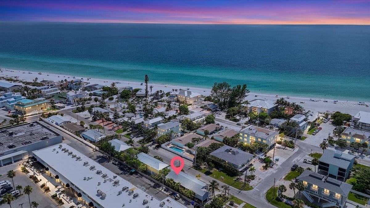3303 6TH AVE #B, HOLMES BEACH, FL — photo 45