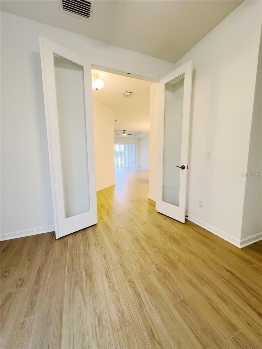 17929 CHERISHED LOOP, LAKEWOOD RANCH, FL — photo 11