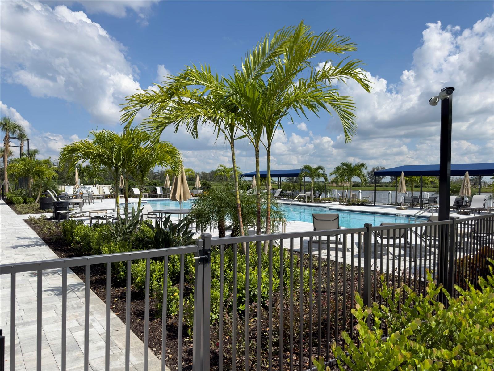 17929 CHERISHED LOOP, LAKEWOOD RANCH, FL — photo 25