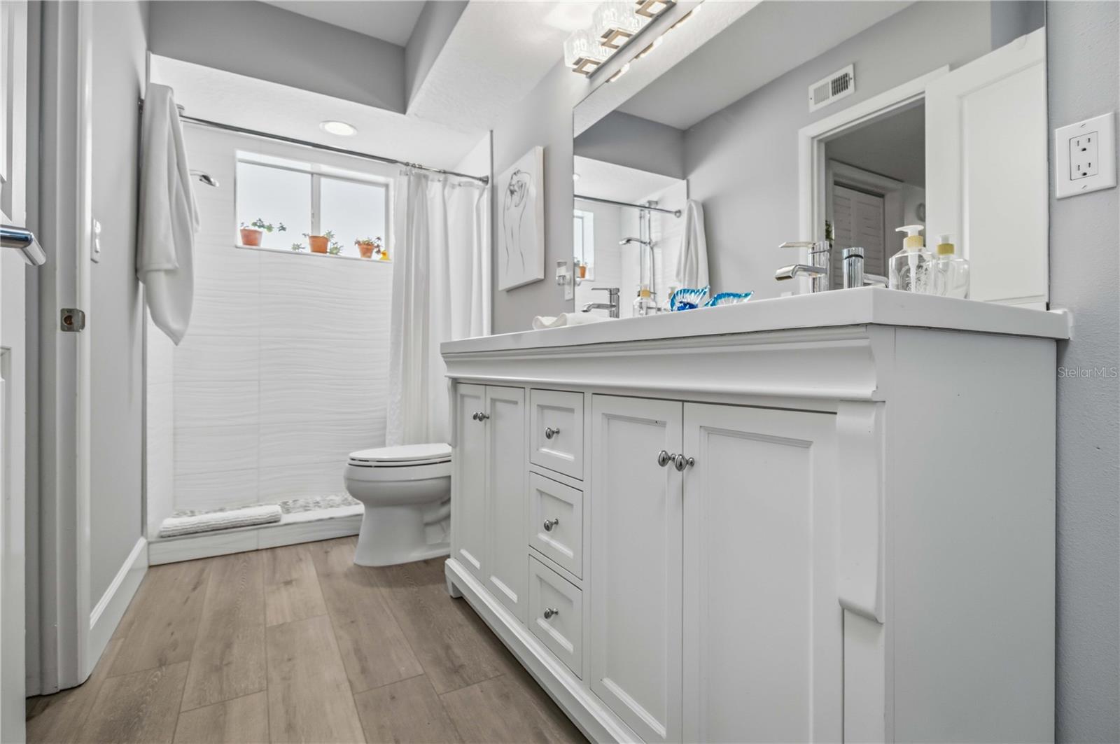 3804 GULF OF MEXICO DR #B204, LONGBOAT KEY, FL — photo 16