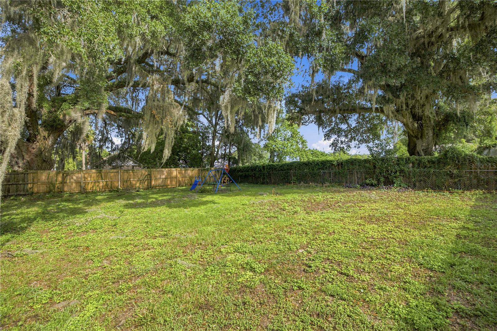818 NE 9TH AVE, OCALA, FL — photo 28