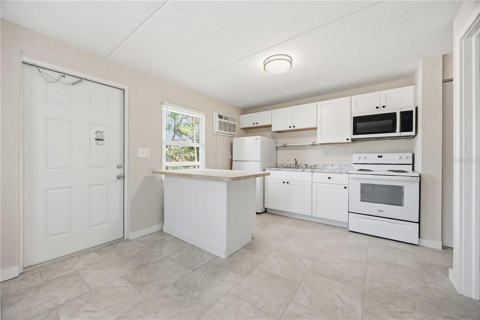 419 GRAPEFRUIT AVE #7A, SEBRING, FL — photo 3