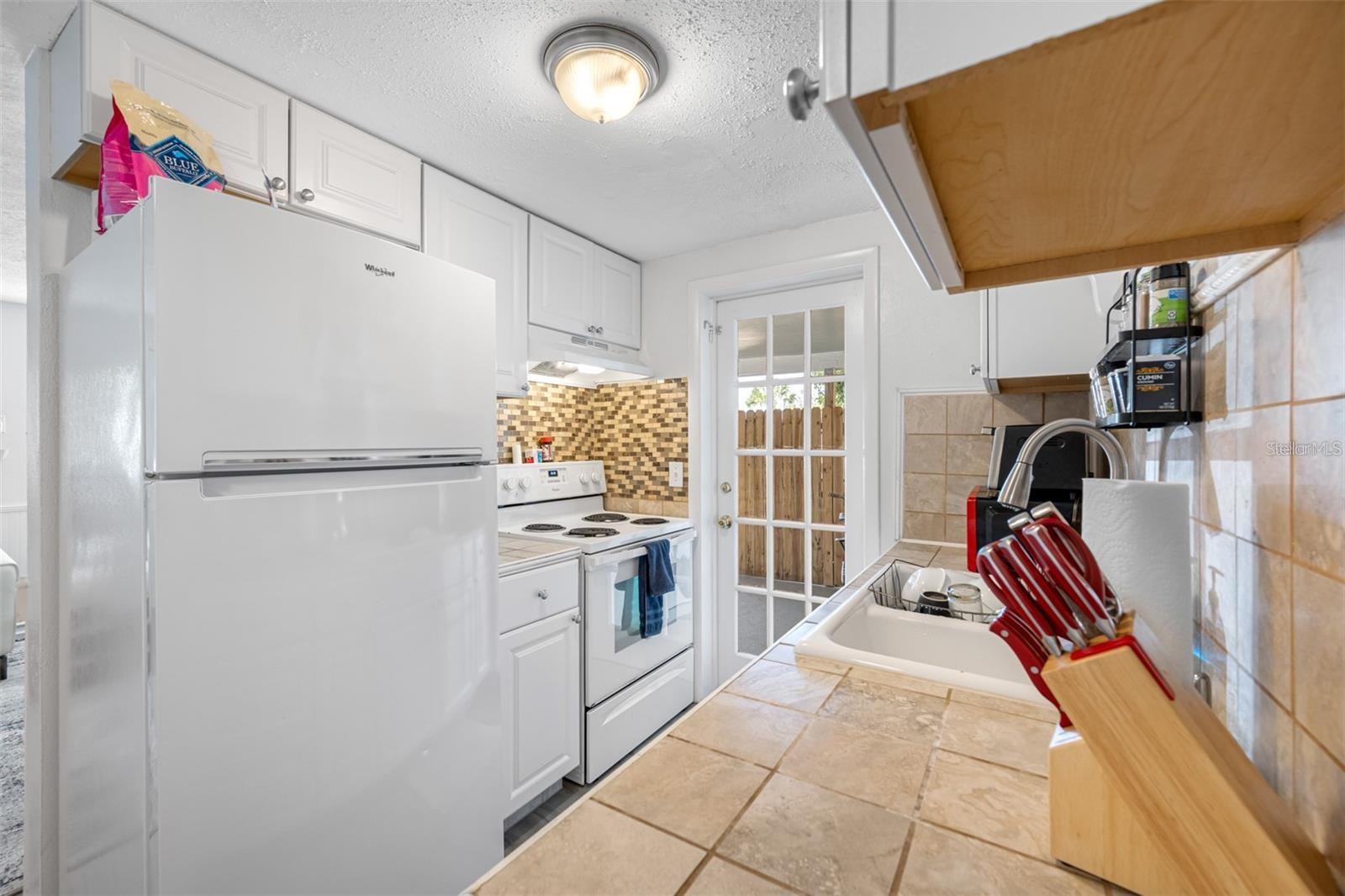 616 DOGWOOD CT, DUNEDIN, FL — photo 5