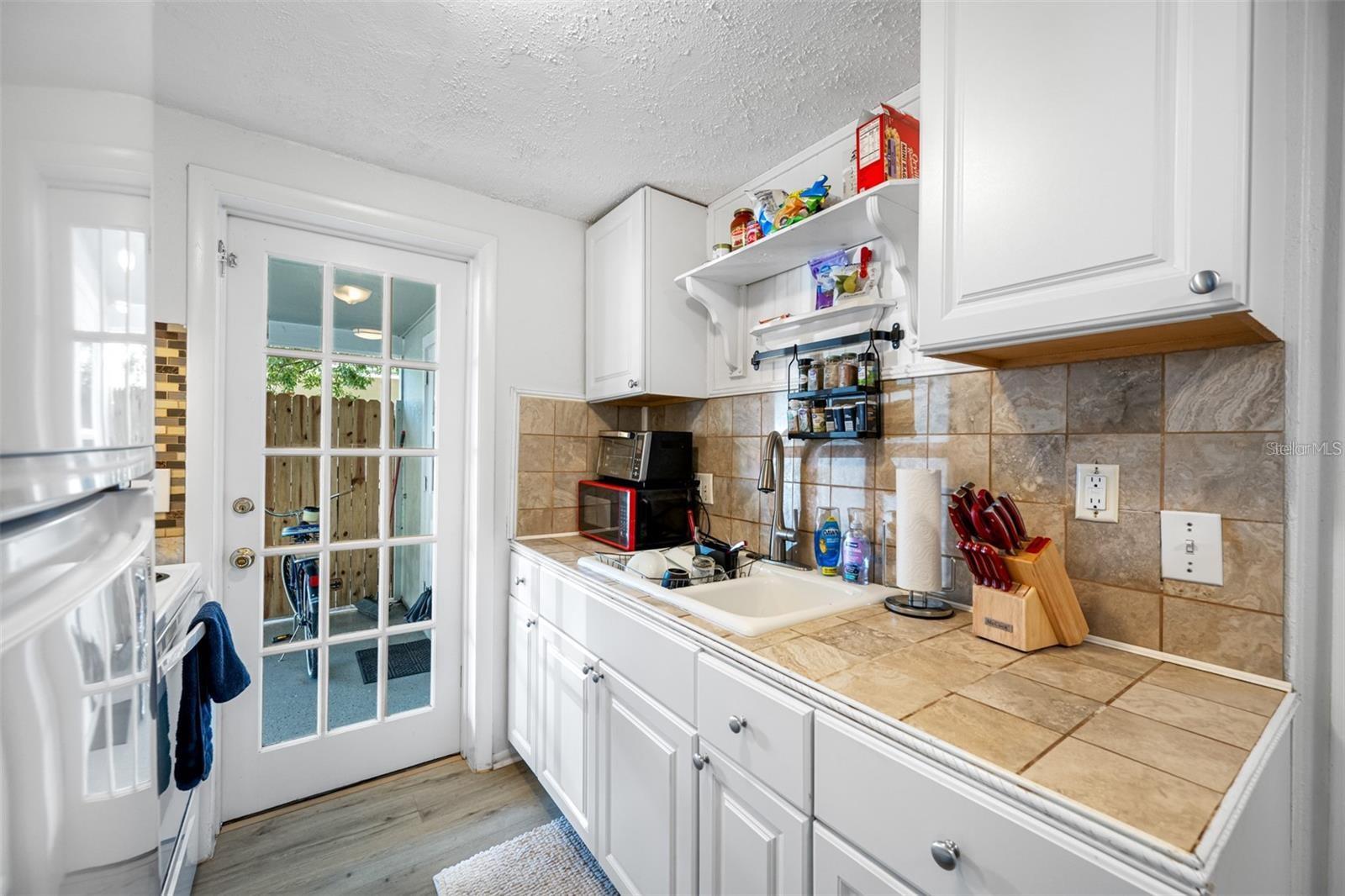 616 DOGWOOD CT, DUNEDIN, FL — photo 6