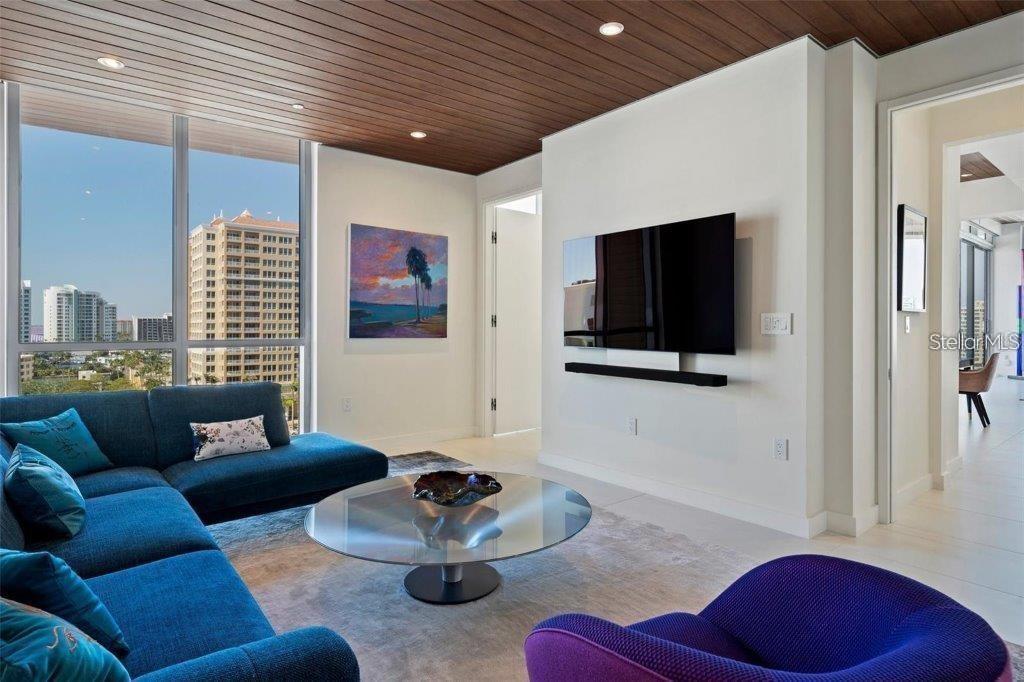 111 GOLDEN GATE PT #802PH, SARASOTA, FL — photo 24