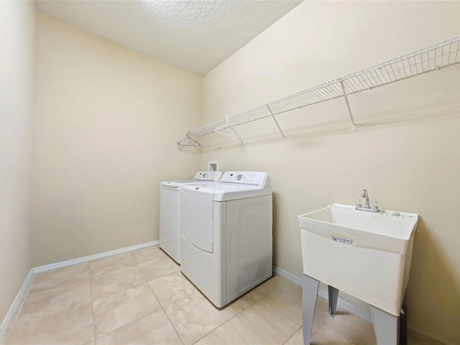 20945 OLDENBURG LOOP, MOUNT DORA, FL — photo 39
