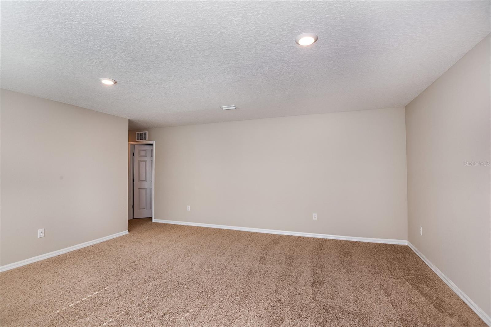 33647 NOBLE CREEK PL, DADE CITY, FL — photo 23