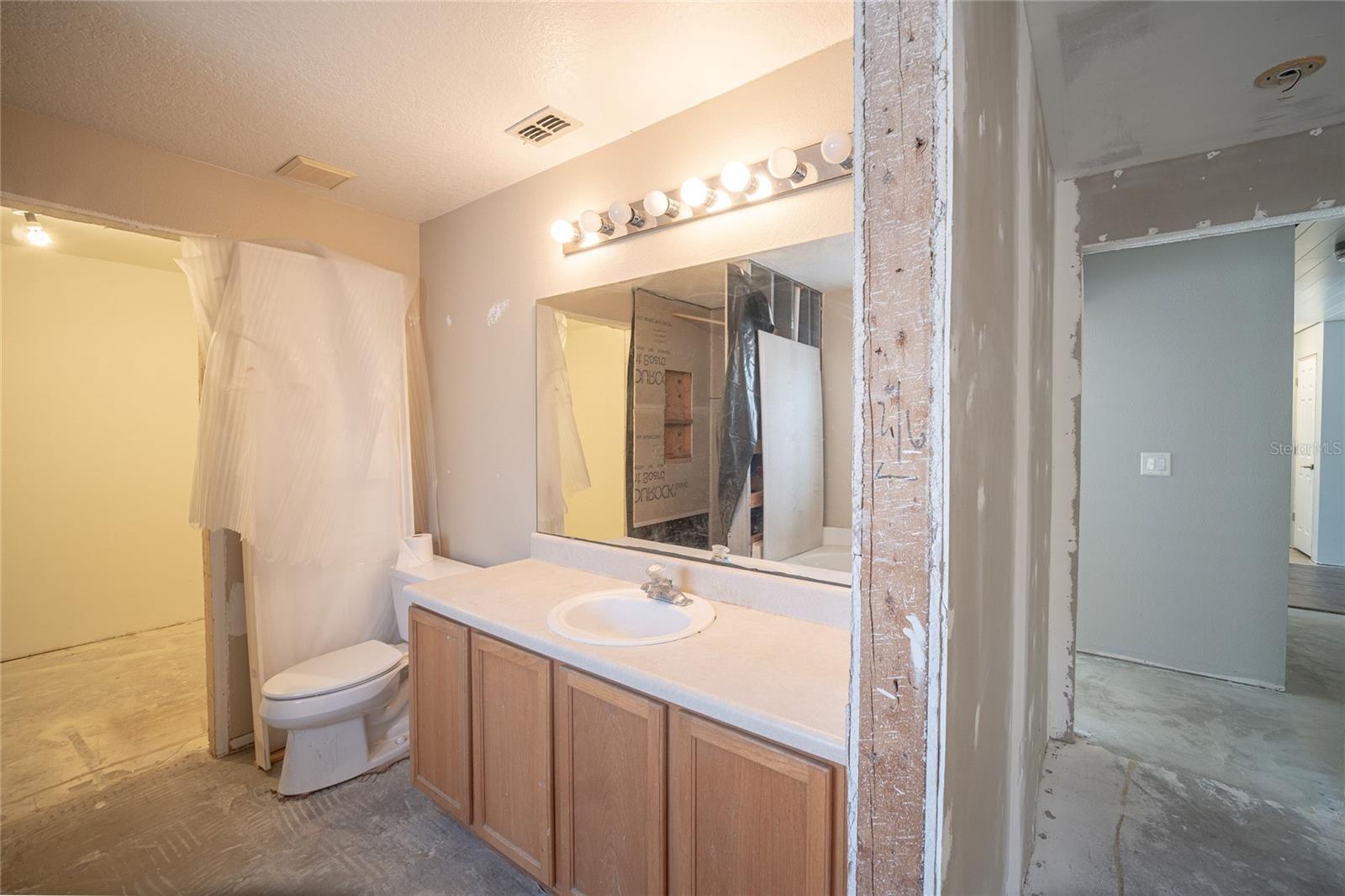 381 AUGUSTINE CT, OVIEDO, FL — photo 29