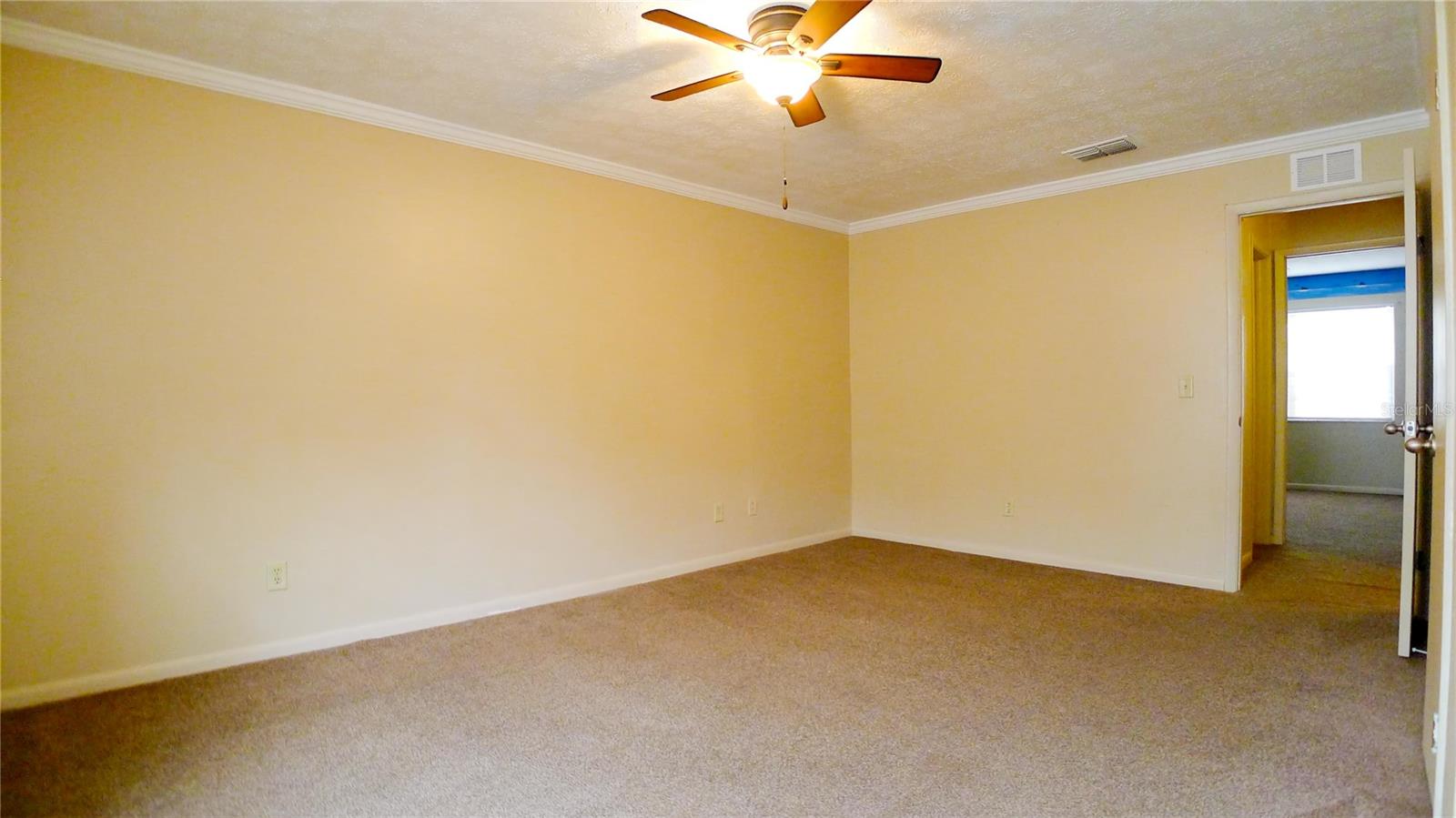 608 LYNCHBURG DR, BRANDON, FL — photo 16