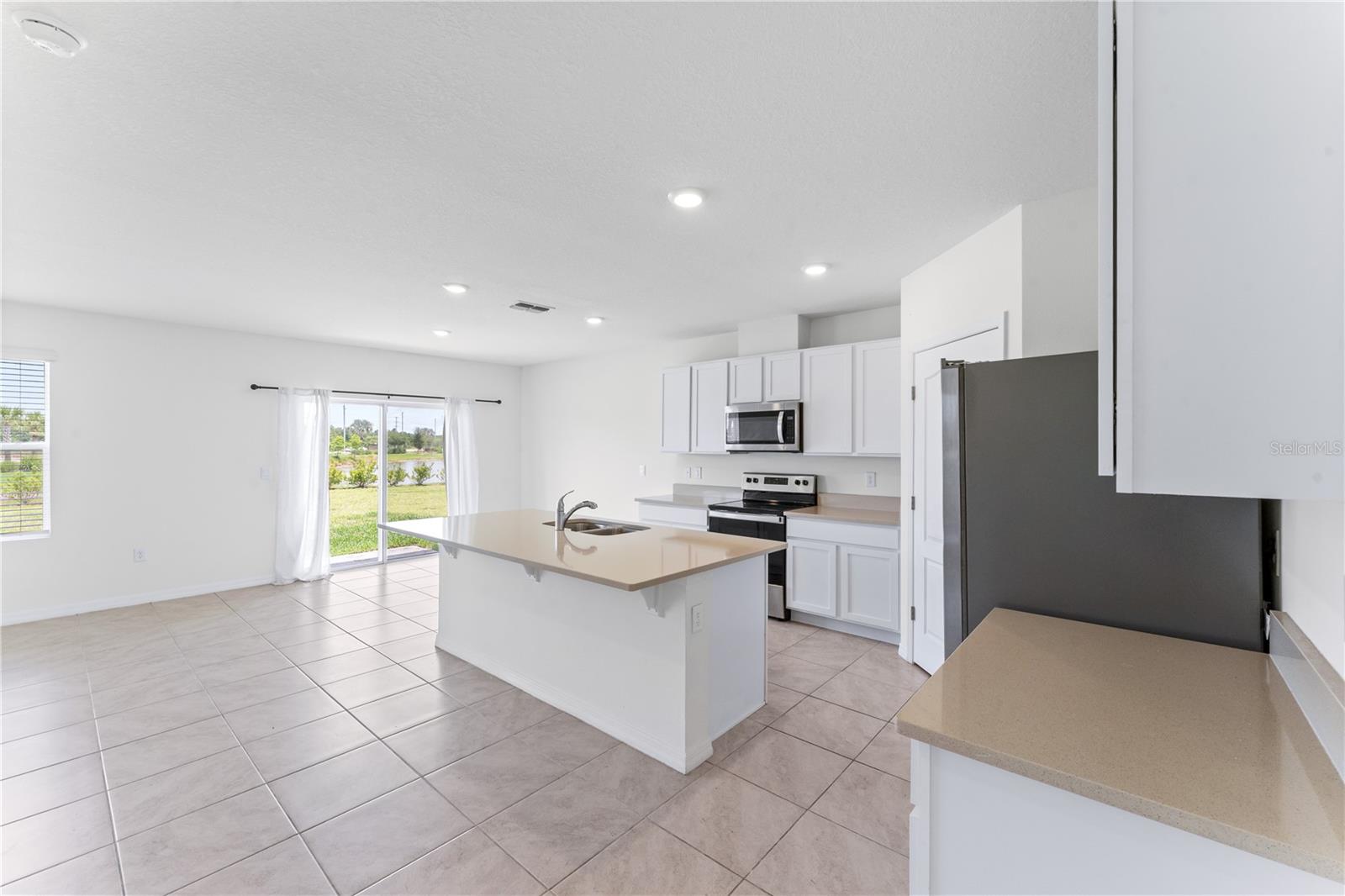 5038 FOXGLOVE CIR, LAKELAND, FL — photo 10