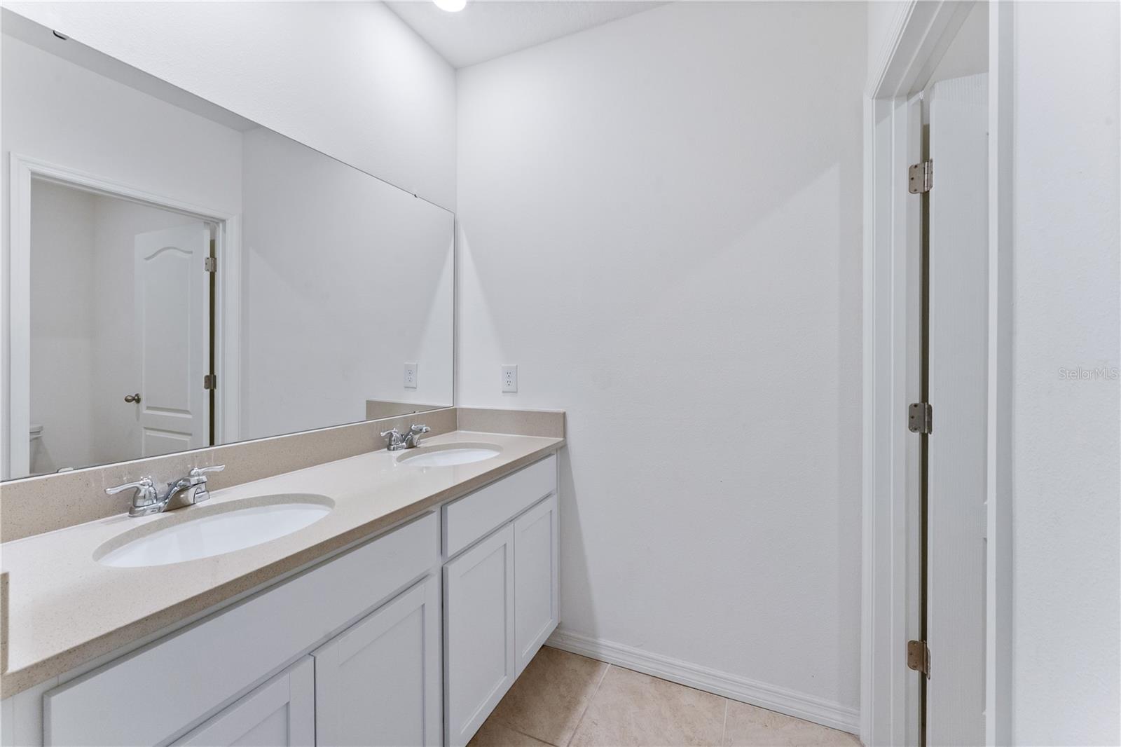 5038 FOXGLOVE CIR, LAKELAND, FL — photo 40