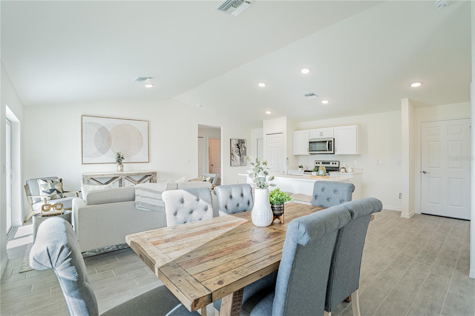 2035 BROAD RANCH DR, PORT CHARLOTTE, FL — photo 4