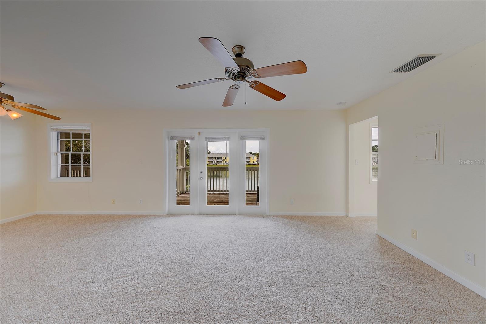 222 POMPANO DR SE #H, ST PETERSBURG, FL — photo 5