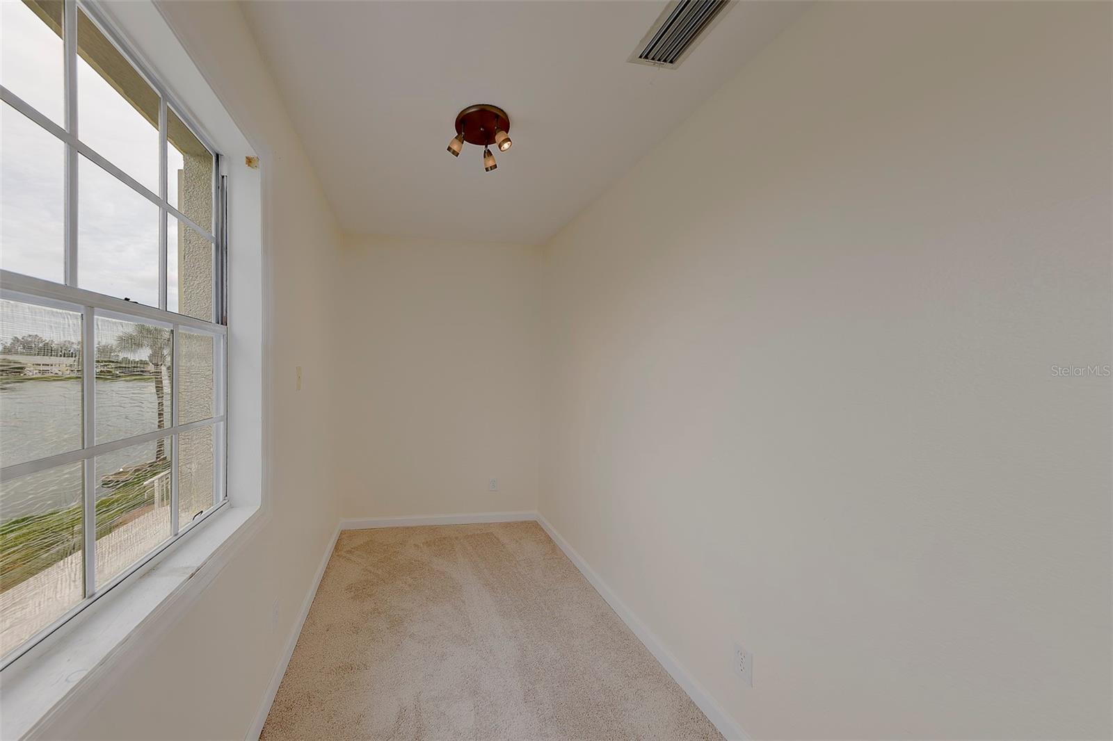222 POMPANO DR SE #H, ST PETERSBURG, FL — photo 24